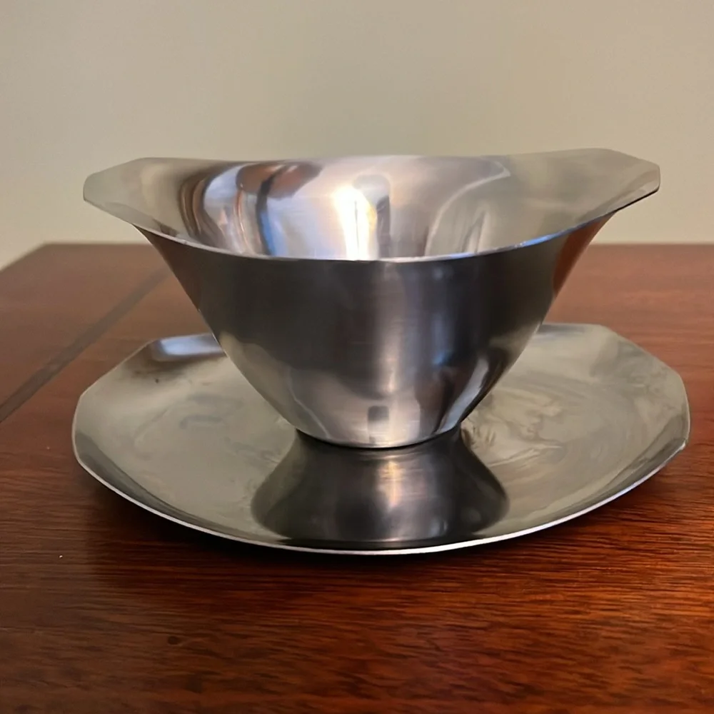 Vintage Kingsford Stainless Steel Pedestal Gravy Boat Bowl Dish 1970's